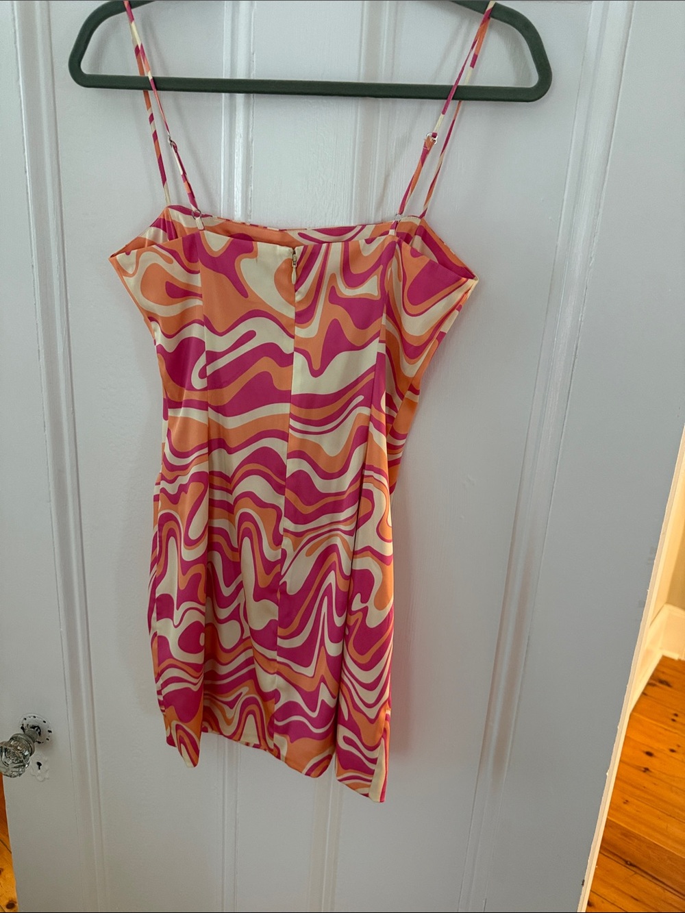 Sundeh Dress Size 4